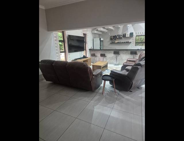 3 BEDROOM HOUSE TO LET IN WAVERLEY